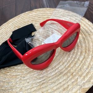 Dramatic Y2K Thick Red Lip Plastic Sunglasses